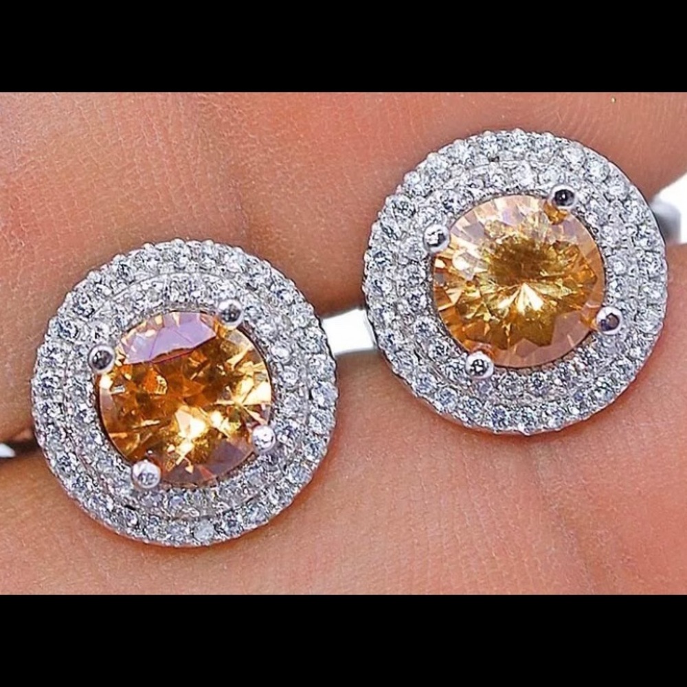 2 ct Sapphire and Topaz Earring